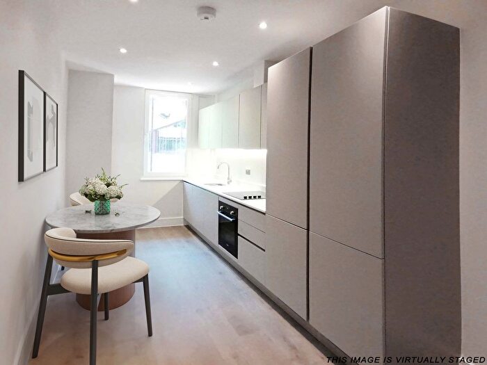 1 Bedroom Flat For Sale In Catteshall Lane, Godalming, GU7