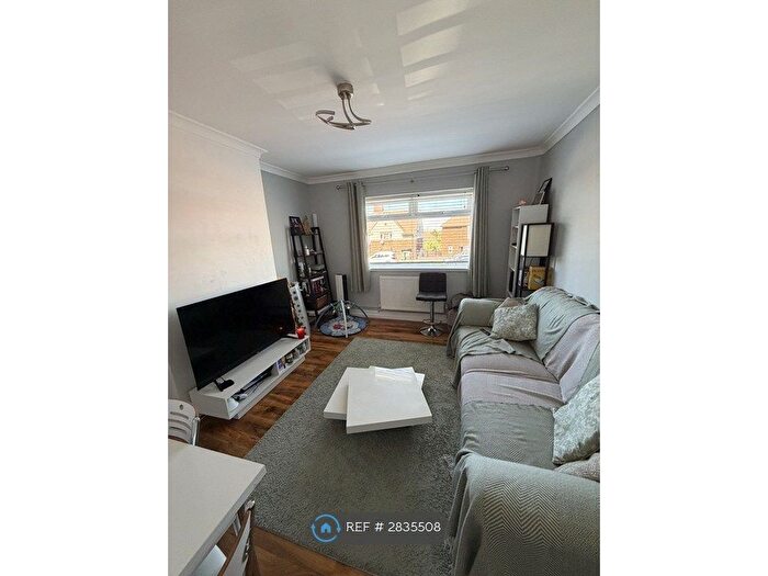 2 Bedroom Maisonette To Rent In William Barefoot Drive, London, SE9