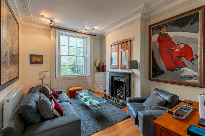 5 Bedroom Property To Rent In Oakley Street, Chelsea, SW3