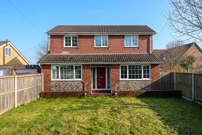 5 Bedroom Detached House For Sale In Swan Lane, Sellindge, TN25