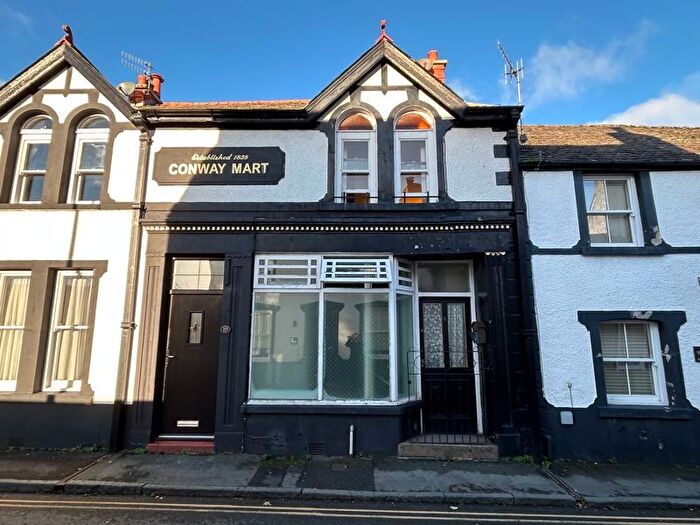 2 Bedroom Terraced House For Sale In Uppergate Street, Conwy, LL32