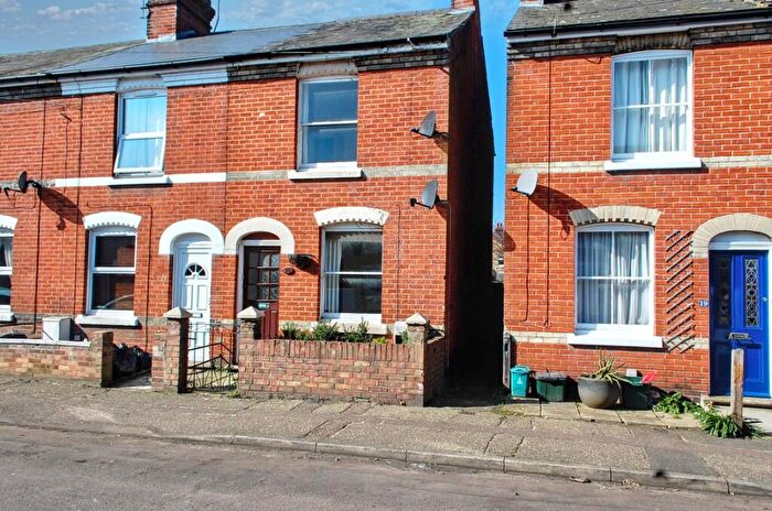 2 Bedroom End Of Terrace House To Rent In Victor Road, Colchester, Essex, CO1
