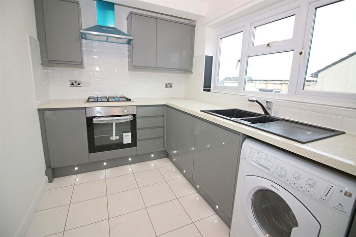 2 Bedroom Flat For Sale In Fore Street, Saltash, PL12