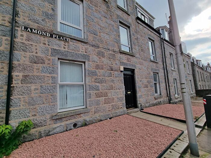 1 Bedroom Flat To Rent In Lamond Place, City Centre, Aberdeen, AB25