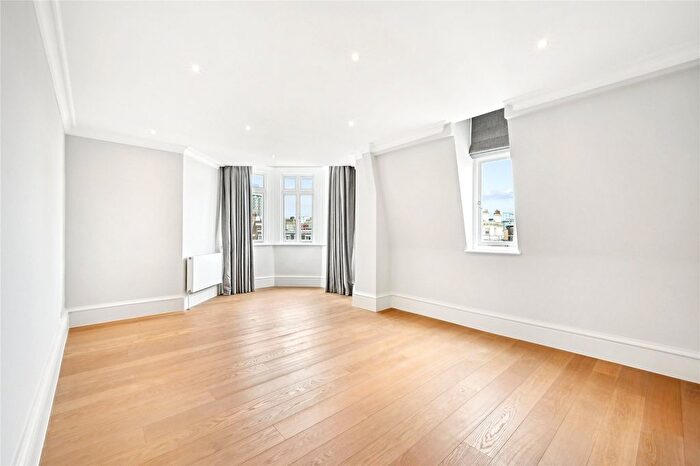 4 Bedroom Flat To Rent In Herbert Mansions, Sloane Street, London, SW1X