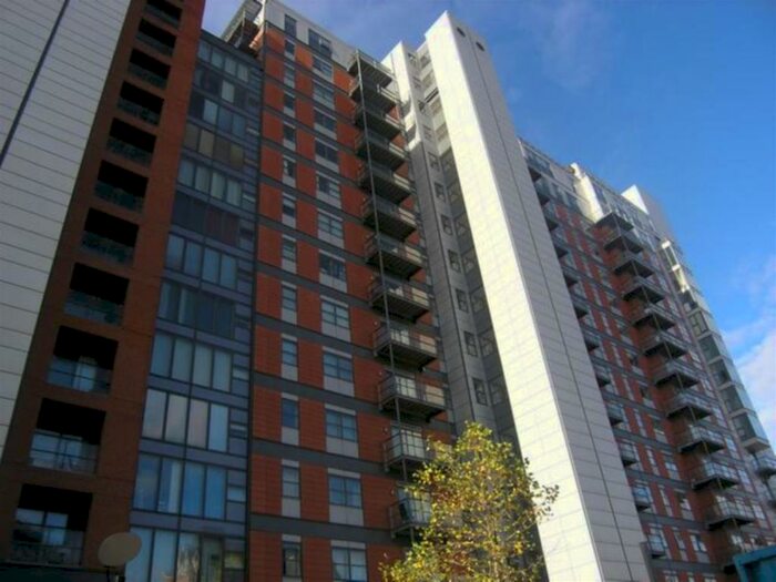 2 Bedroom Apartment To Rent In Capital Quarter, West Point, Wellington Street, Leeds, LS1