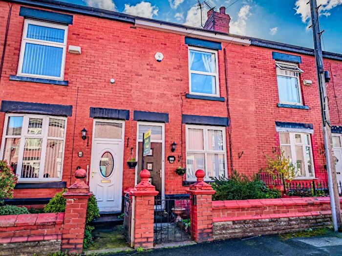2 Bedroom Terraced House For Sale In Elm Grove, Hyde, Greater Manchester, SK14