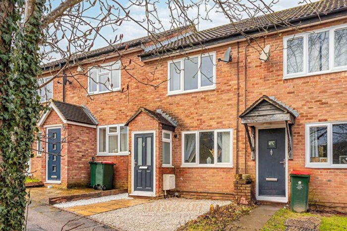 2 Bedroom Terraced House For Sale In Budgen Close, Crawley, RH10