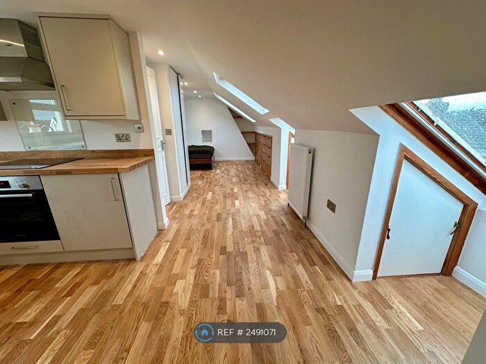 Studio To Rent In Stafford Road, Brighton, BN1