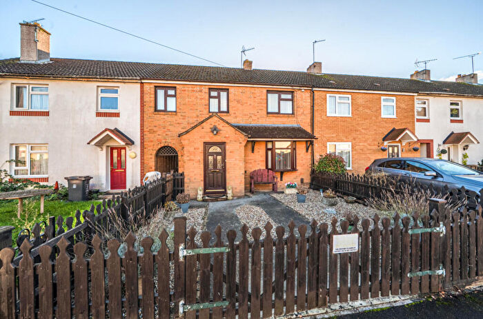 3 Bedroom Terraced House For Sale In Ruskin Avenue, Stratton St Margaret, Swindon, SN2