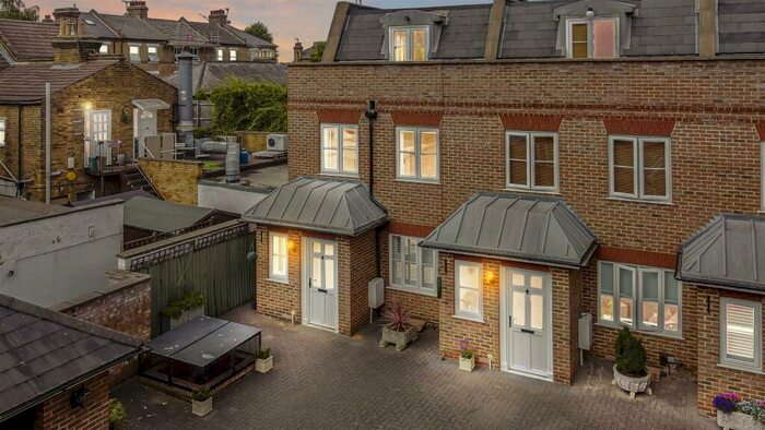 2 Bedroom End Of Terrace House To Rent In Old Dairy Square, Winchmore Hill, N21