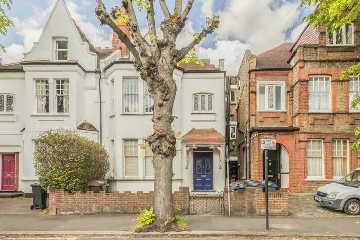 2 Bedroom Flat To Rent In Grange Road, London, W4