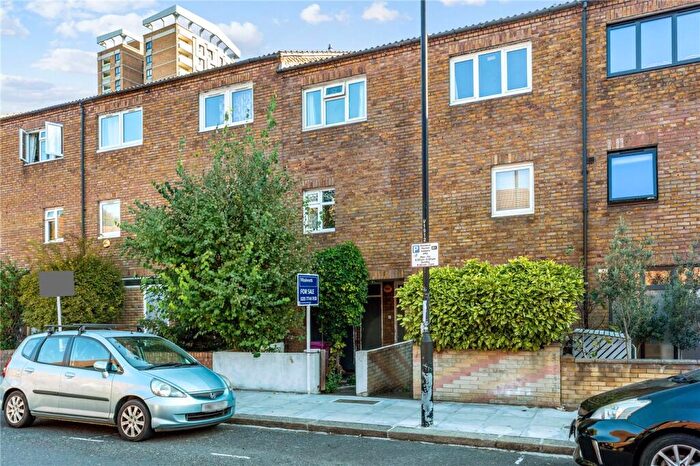 3 Bedroom Terraced House For Sale In Virginia Road, Tower Hamlets, London, E2
