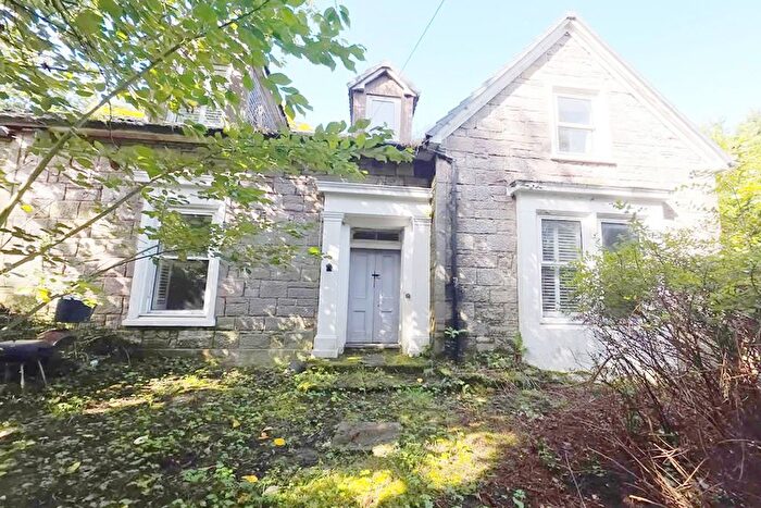 4 Bedroom Detached House For Sale In , Comelybank Lane, Dumbarton, G82