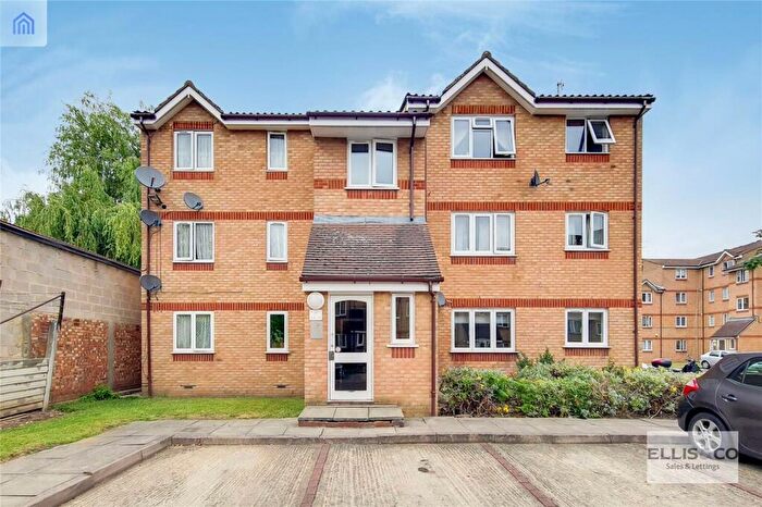 Studio To Rent In Brewery Close, Wembley, HA0