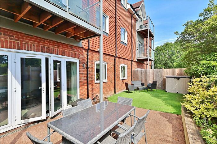 2 Bedroom Flat For Sale In Connaught Road, Brookwood, Woking, Surrey, GU24