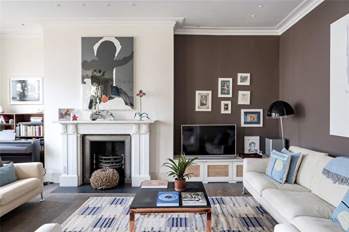 4 Bedroom Terraced House To Rent In Elgin Crescent, London, W11