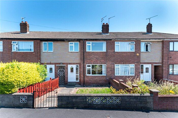 3 Bedroom Town House For Sale In Richardson Crescent, Leeds, West Yorkshire, LS9