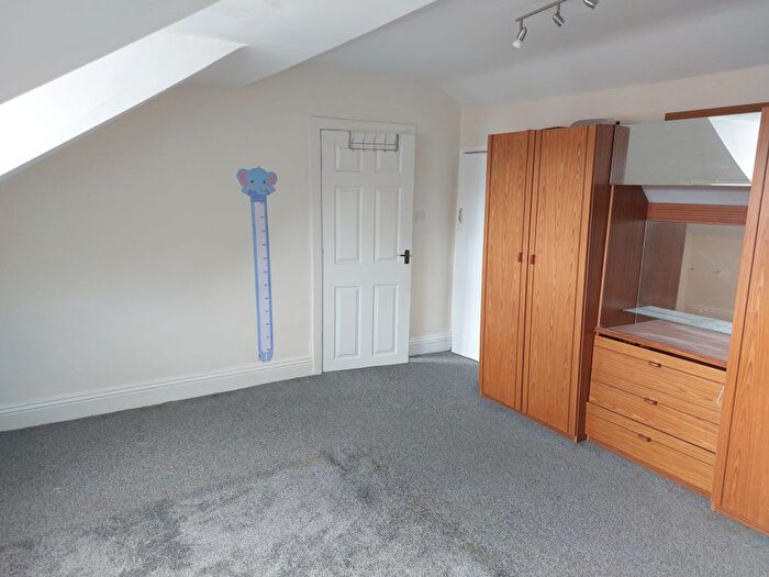 3 Bedroom Flat To Rent In Pickering Road, Pickering, YO18