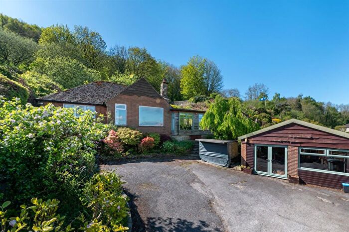 4 Bedroom Detached House For Sale In Ghyll Beck Drive, Otley, LS21