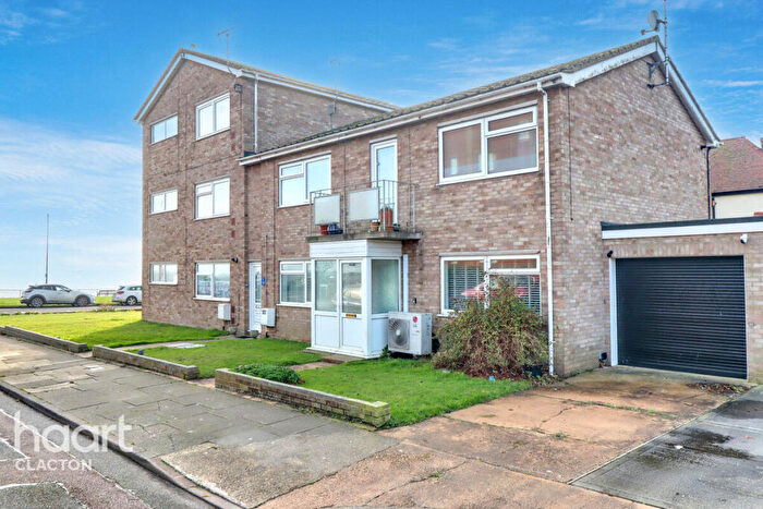2 Bedroom Maisonette For Sale In Nelson Road, Clacton-On-Sea, CO15