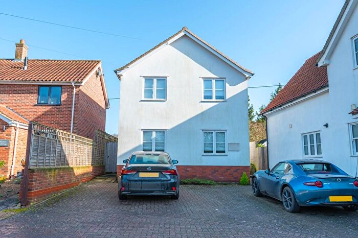 3 Bedroom Detached House For Sale In School Hill, Nacton, IP10