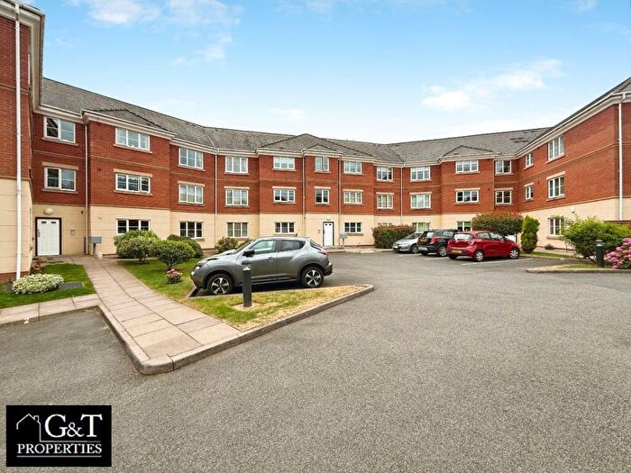 3 Bedroom Apartment For Sale In Flat, Regency Court, Dibdale Road West, Dudley, DY1