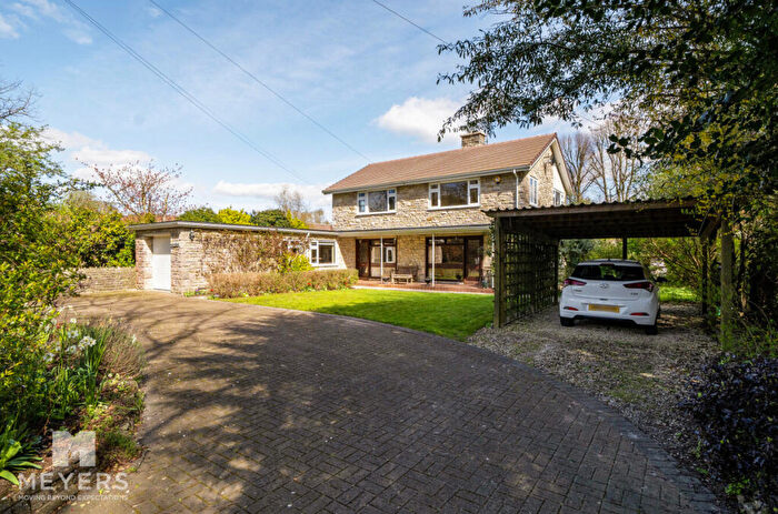 4 Bedroom Detached House For Sale In Culliford Road North, Dorchester, DT1