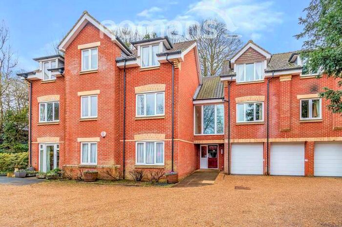 2 Bedroom Apartment To Rent In Bishops Waltham, Nr Winchester, SO32