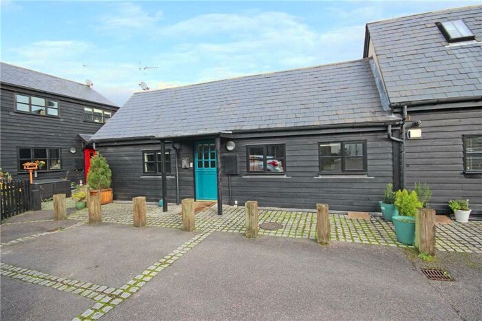 1 Bedroom Bungalow To Rent In Saracens Mews, Redbourn, St. Albans, AL3