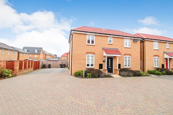 3 Bedroom Detached House For Sale In Crane Lane, Wixams, MK42