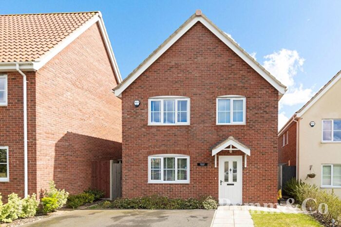 4 Bedroom Detached House For Sale In Beccles Road, Hales, NR14