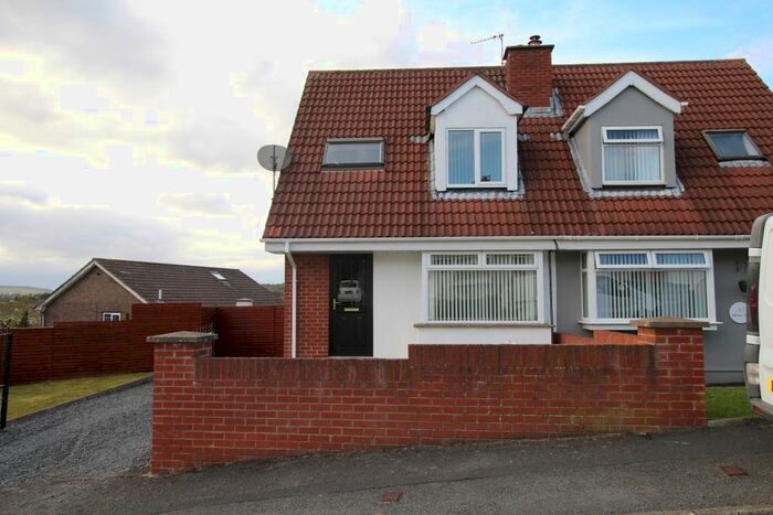 3 Bedroom Semi-Detached House To Rent In Penrhyn Park, Newtownards, County Down, BT23
