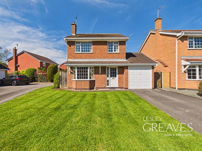 3 Bedroom Detached House For Sale In Beaumaris Drive, Gedling, Nottingham, NG4