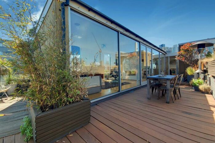 2 Bedroom Flat To Rent In Hoxton Street, Shoreditch, London, N1