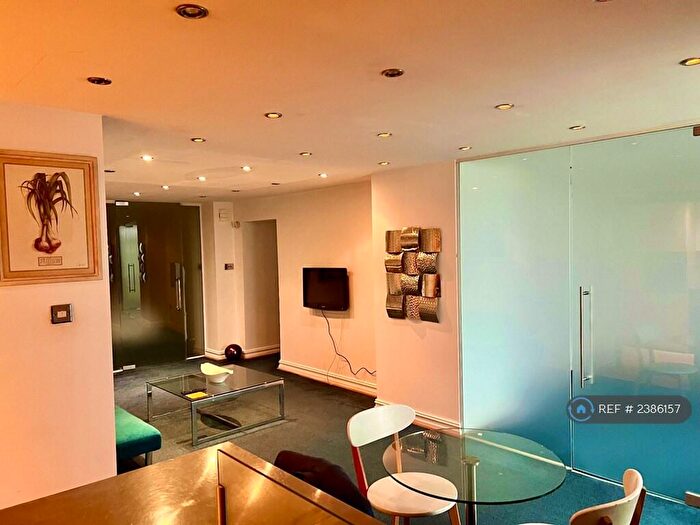 3 Bedroom Flat To Rent In Church Road, Hove, BN3