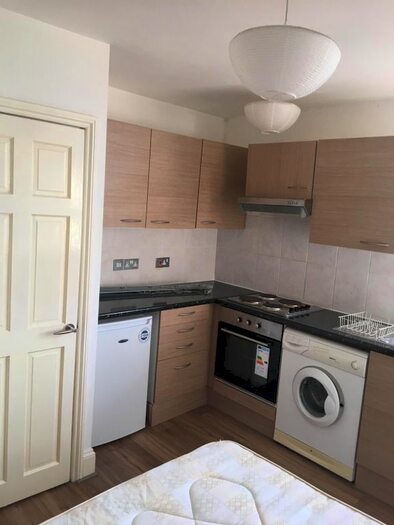 Studio To Rent In Buckley Road, London, NW6