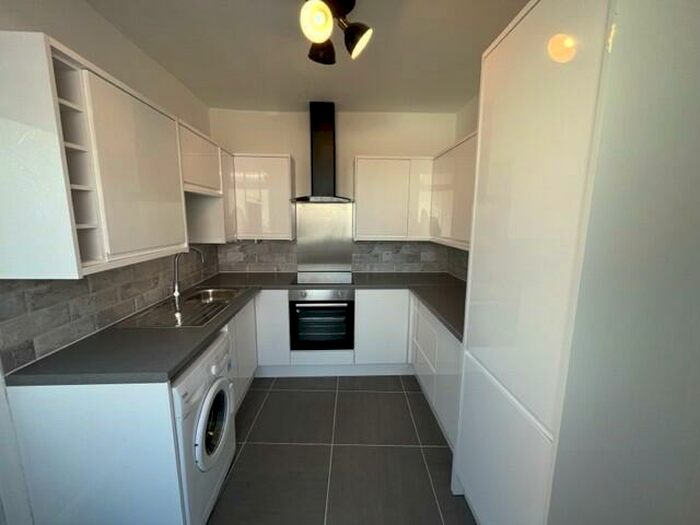 2 Bedroom House To Rent In Ward Street, Derby, DE22