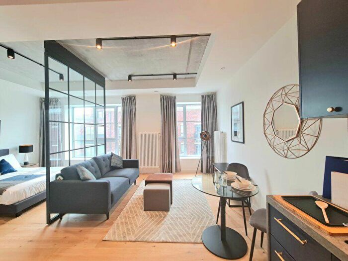 1 Bedroom Flat To Rent In Goodluck Hope, Canary Wharf, E14