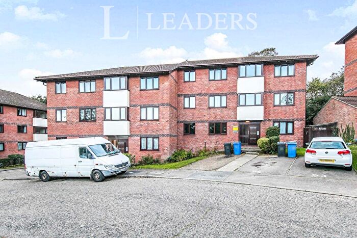 2 Bedroom Flat To Rent In Oakstead Close, Ipswich, IP4