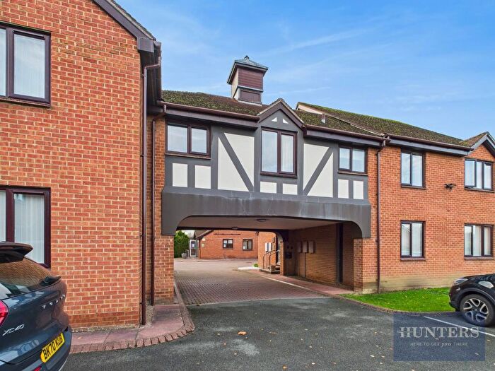 1 Bedroom Flat For Sale In Glebe Farm Court, Up Hatherley, Cheltenham, GL51