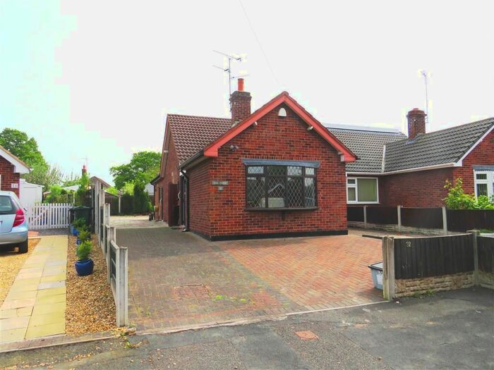 2 Bedroom Bungalow To Rent In Grove Gardens, Littleton, Chester, CH3