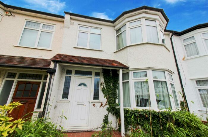 3 Bedroom Terraced House To Rent In Elgin Road, Croydon, CR0