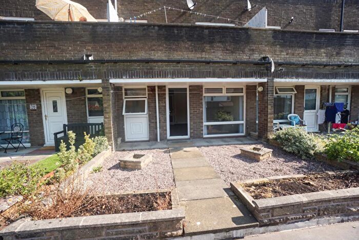 1 Bedroom Apartment For Sale In Pendle Court, Astley Bridge, Bolton, Lancashire, BL1