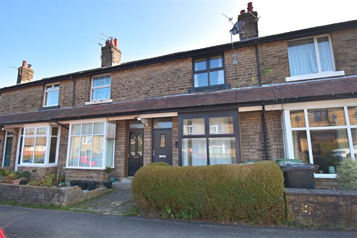 2 Bedroom Terraced House For Sale In Meadowside, Newtown, SK12