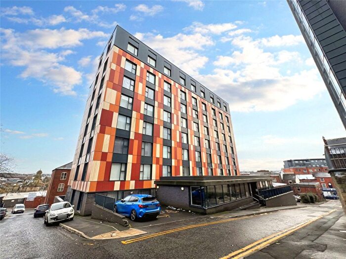 Studio To Rent In Scholes Street, Oldham, Greater Manchester, OL1
