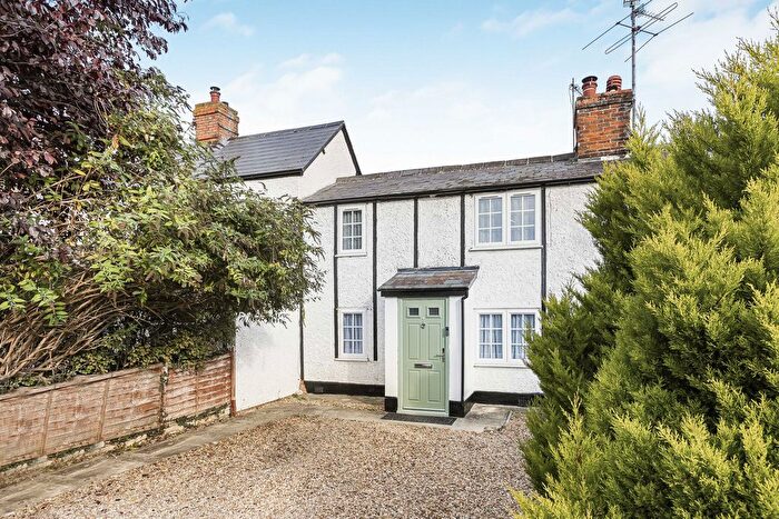 3 Bedroom Cottage For Sale In Bell Close, Grove, OX12