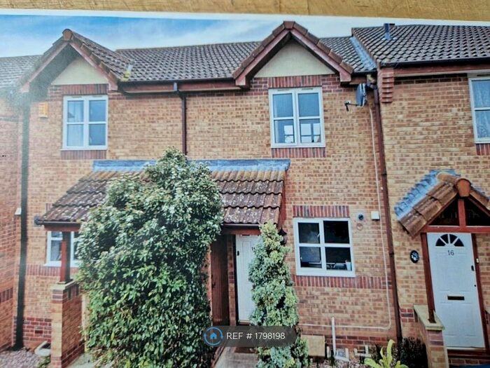 2 Bedroom Terraced House To Rent In Potterton Close, Bridgwater, TA6