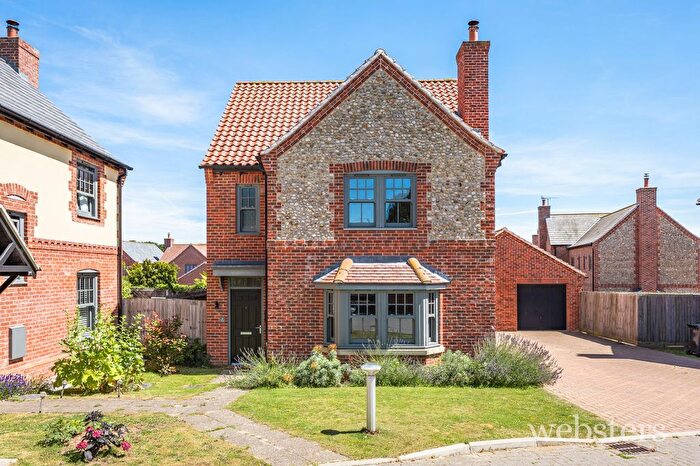 4 Bedroom Detached House For Sale In Rookery Close, Mundesley, NR11