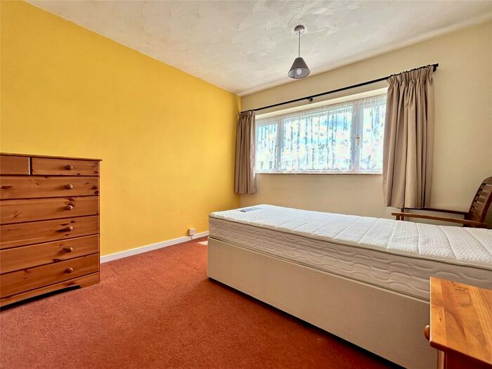 3 Bedroom SemiDetached House For Sale In Wootton Way, Maidenhead